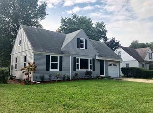 409 E Hosmer St, Loves Park, IL 61111