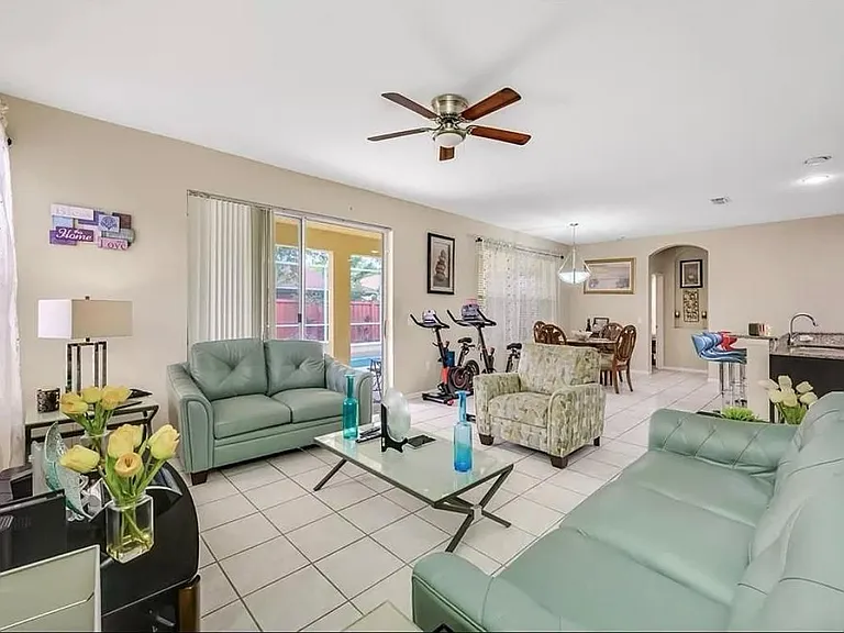 19151 Dove Creek Dr — Photo 14
