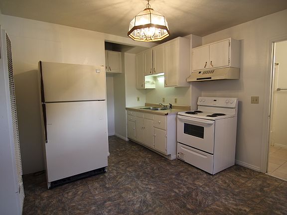 2nd image of 644 N Water Ave APT 4