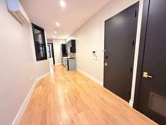 3rd image of 172 New York Ave #19E