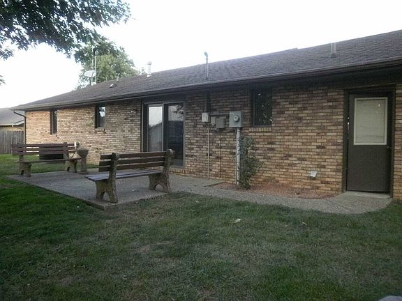 2nd image of 4681 Baden Strasse
