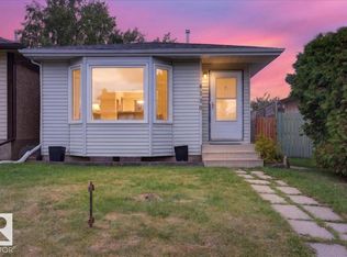 4110 35th St NW, Edmonton, AB T6L5S3