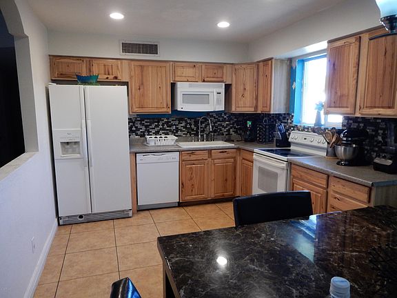 4th image of 8727 E University Dr