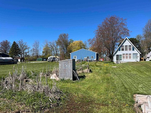 4th image of 5209 Beachwood Rd
