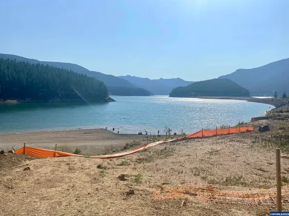 480 N Santiam Hwy, Detroit, OR 97342