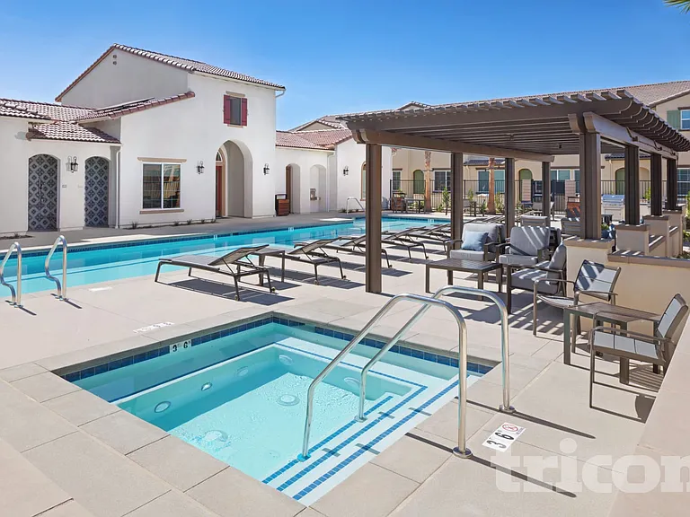 24680 Saber Ct — Photo 13