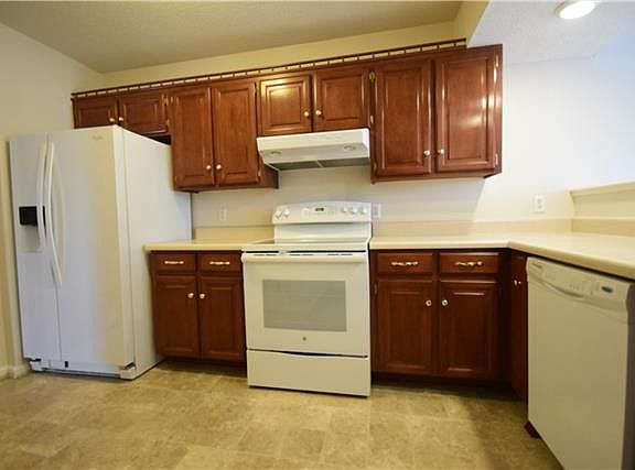 5th image of 1001 Norwood Ct