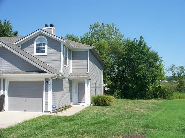 1st image of 6041 NE Moonstone Dr