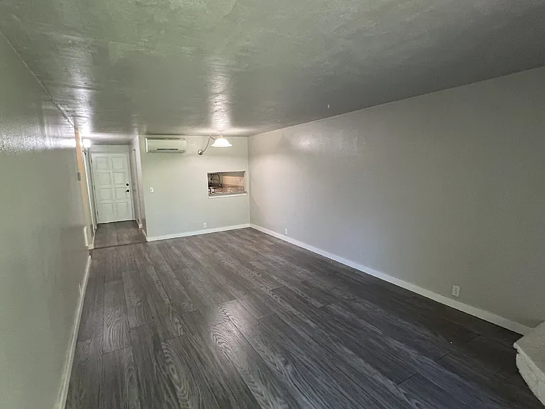 3845 Colony Oaks Dr — Photo 6