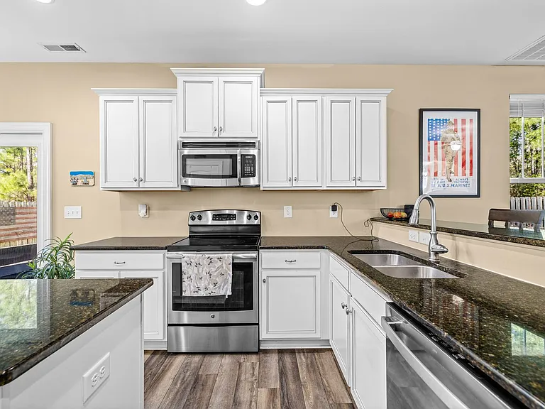 357 Belvedere Dr — Photo 14