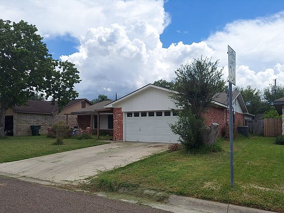 2nd image of 910 Falcon Dr