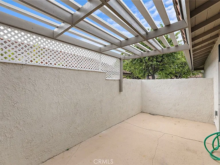22951 Via Miramar — Photo 12