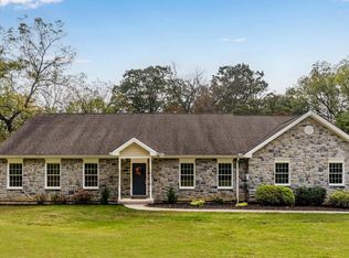 450 Stone Jug Rd, Lewisberry, PA 17339