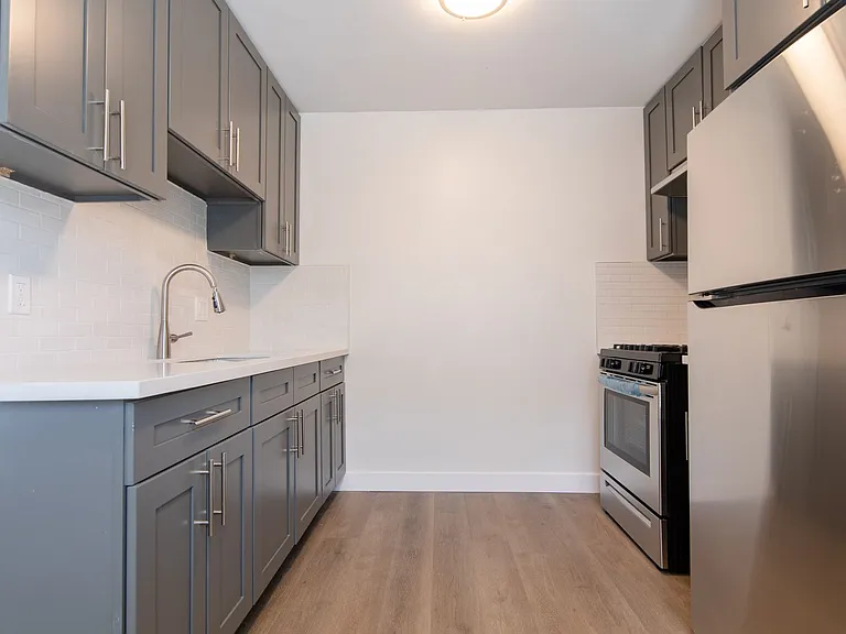 St. Andrews Apartments — Photo 20