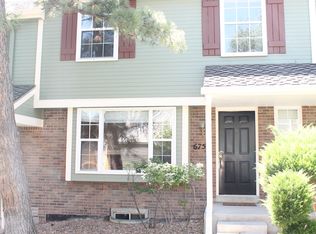 6752 S Oneida Ct, Centennial, CO 80112