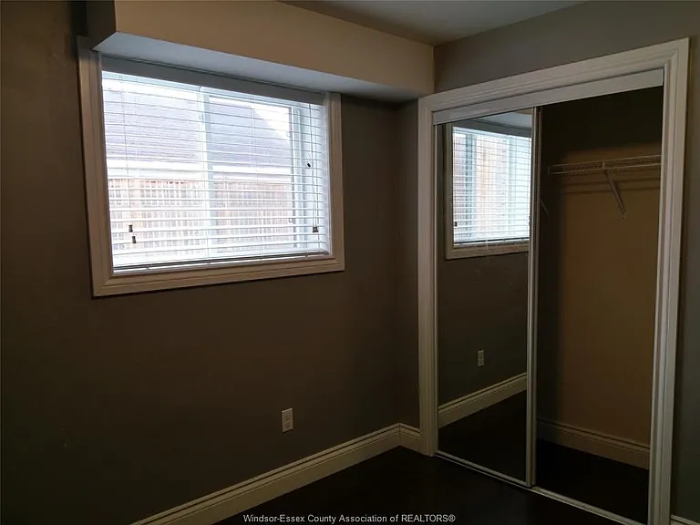 1698 Northway Ave #LOWER — Photo 8