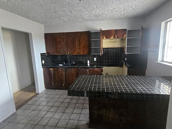 5th image of 306 El Llano Rd