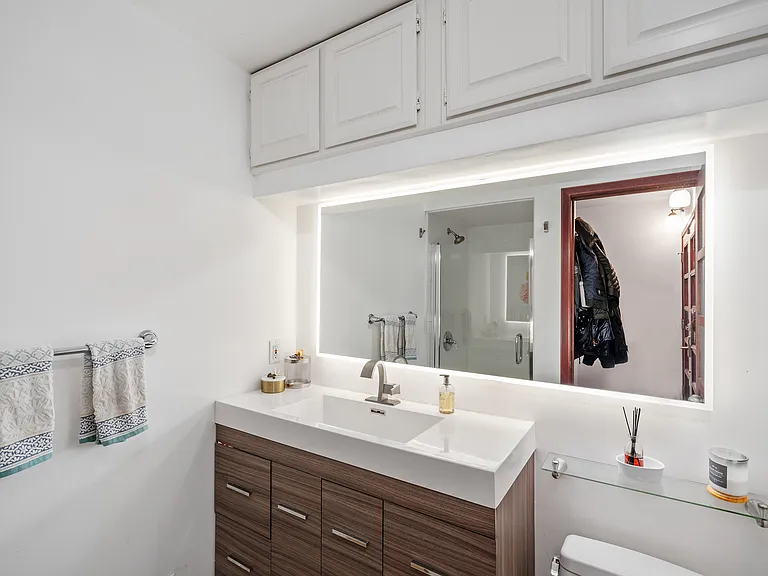 10013 Westwanda Dr — Photo 18