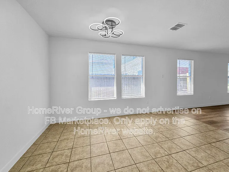 4261 Meadowknoll Dr — Photo 7