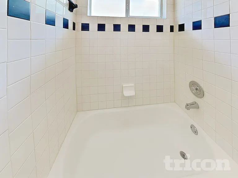352 Meadow Park — Photo 10