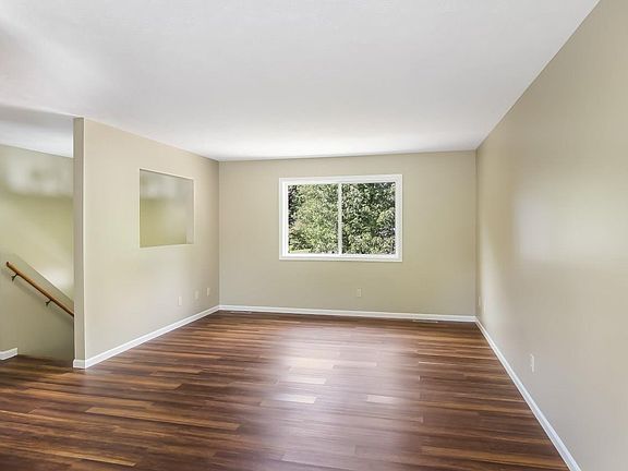 4th image of 6203 Sunset Dr