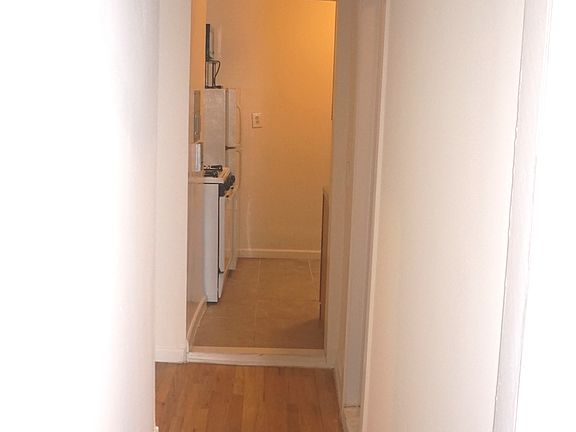 5th image of 35 E 17th St #2