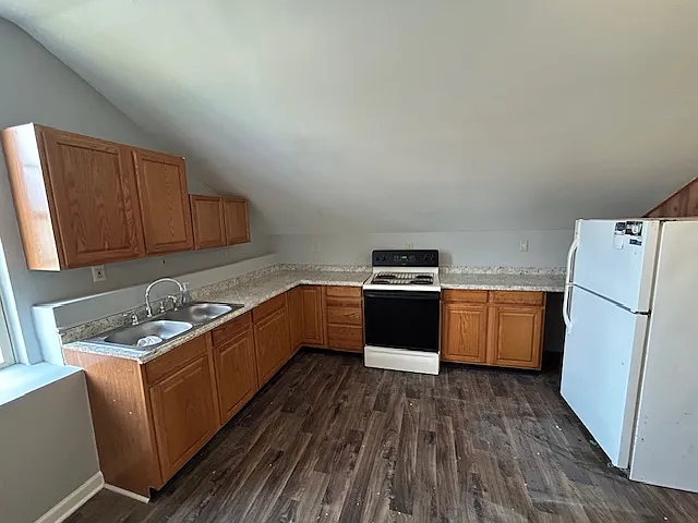 1032 Bates St #2 — Photo 16