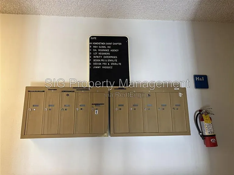 2951 Honolulu Ave #E — Photo 4