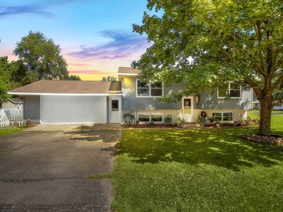 W7060 Pineview Dr, Onalaska, WI, 54650