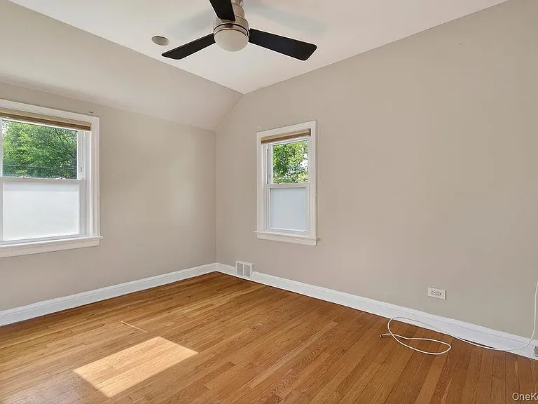 155 White Rd — Photo 17