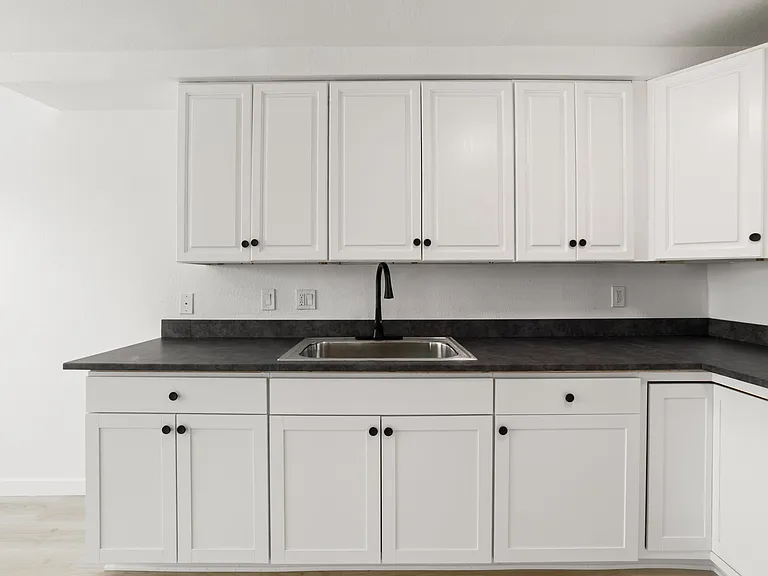 1017 Oxford Dr #D — Photo 5