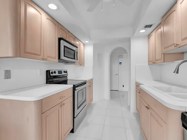 4001 N Ocean Blvd #1007-B, Boca Raton, FL 33431