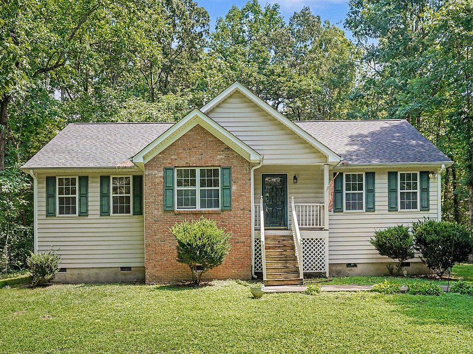 1st image of 2572 Chadwick Pl