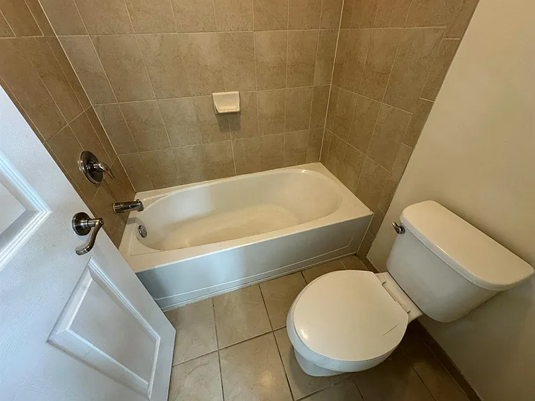 22411 SW 88th Pl #14-26 — Photo 23