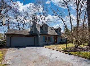 307 Ridgewood Cir, Albany, NY 12203