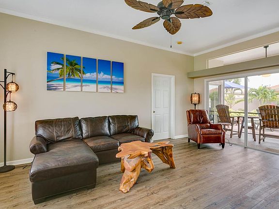 173 Sanibel Way-4