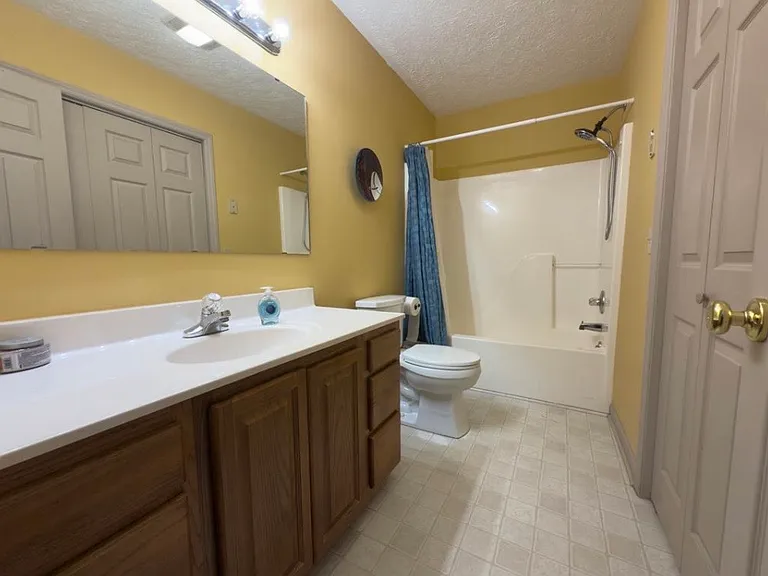 450 Rhododendron Ln — Photo 7