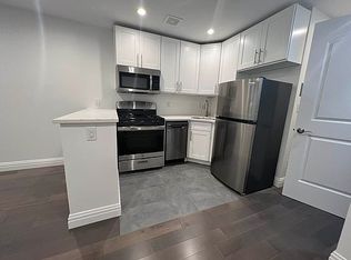 348 E 58th St #2E, New York, NY 10022