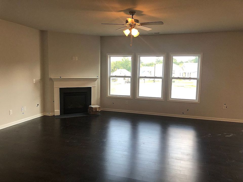 2nd image of 2065 Sunflower Dr
