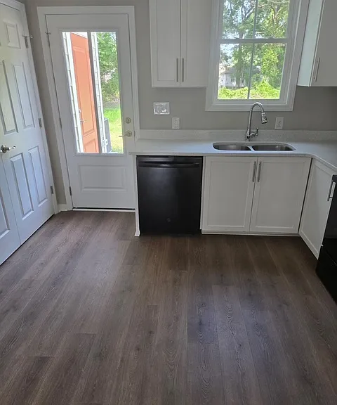 723 Mill St #1 — Photo 4