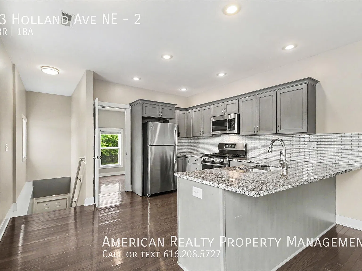 4 bed, 978 sqft, $2,000 — Photo 4