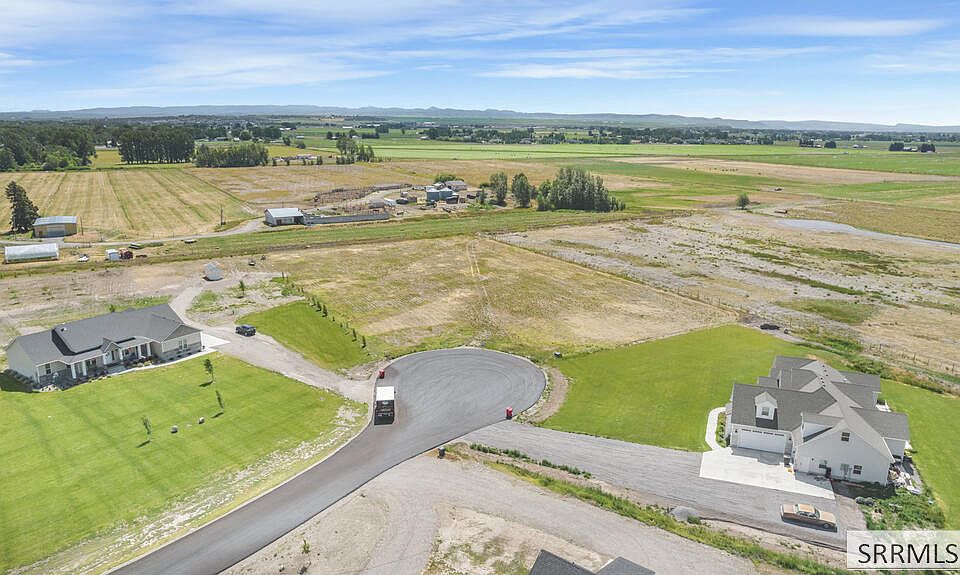 1st image of Autumn Winds Ln