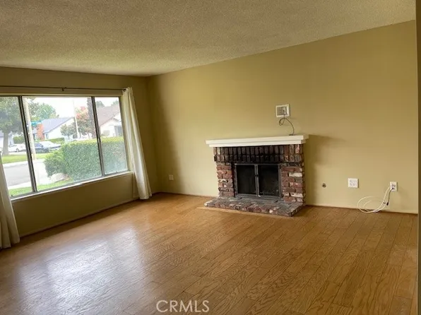 25431 Avenida Frasca, Santa Clarita, CA 91355