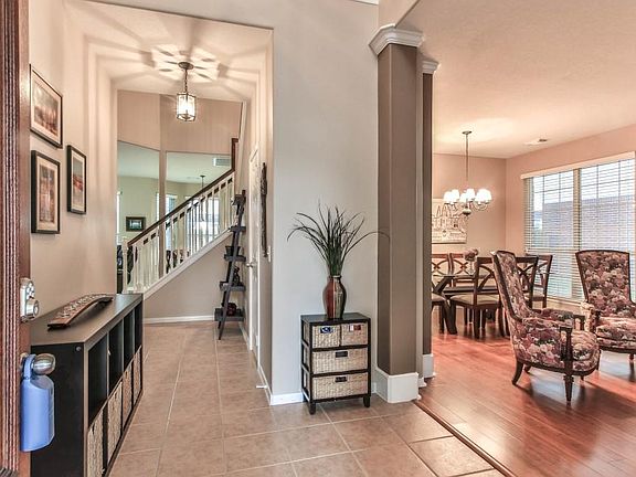 3rd image of 8803 Sun Haven Ln