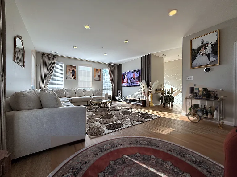 15505 John Diskin Cir — Photo 23