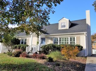 622 Myers Ln, Greensboro, NC 27408