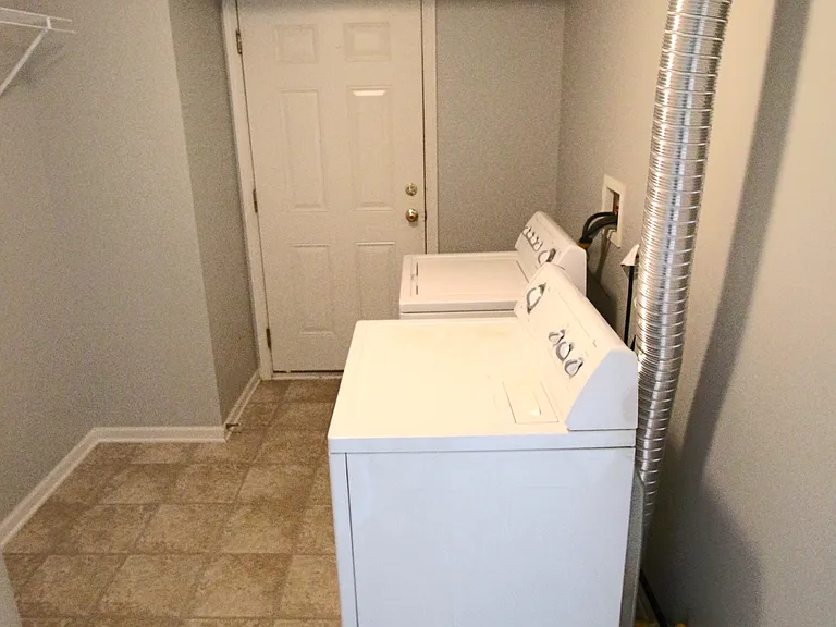 3165 Saganashkee Ln — Photo 30
