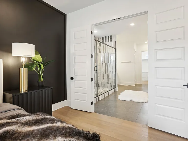 6100 Lookaway Cir — Photo 15