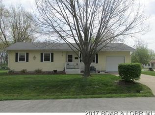 510 S Sundance Ln, Eldon, MO 65026