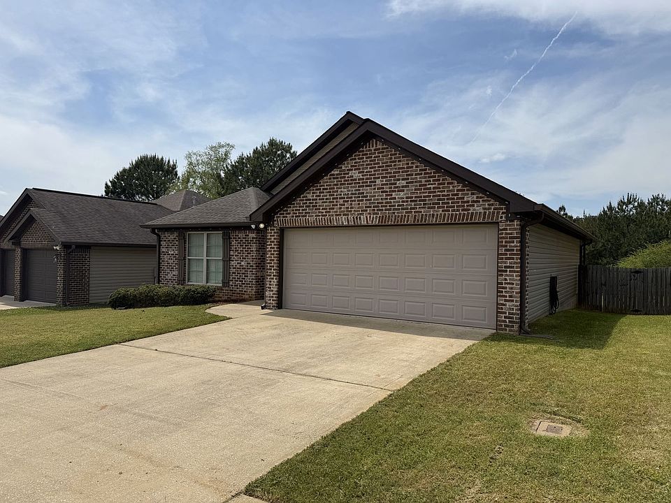 2nd image of 12716 Mill Creek Dr